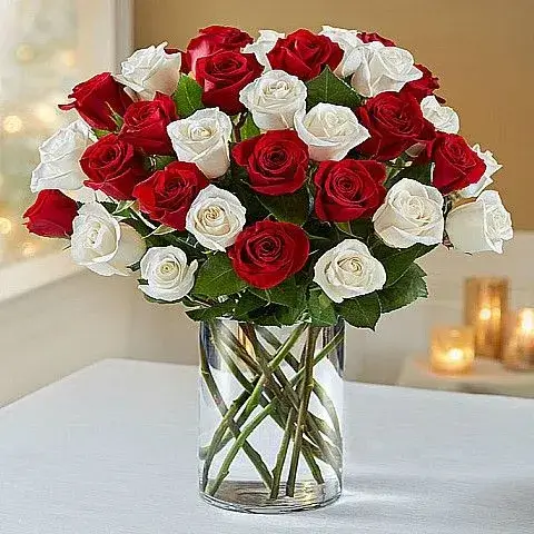 Luxury bouquet with 20 red and white roses for exclusive flower delivery Athens free shipping.